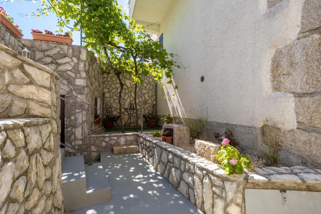 Rustical Nest Krk Old City Кърк Екстериор снимка