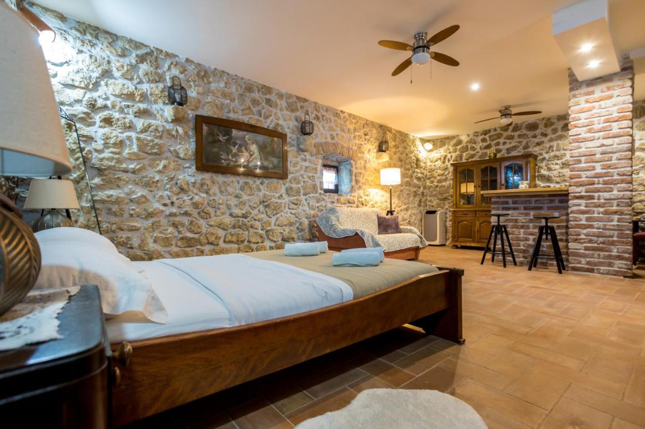 Rustical Nest Krk Old City Кърк Екстериор снимка