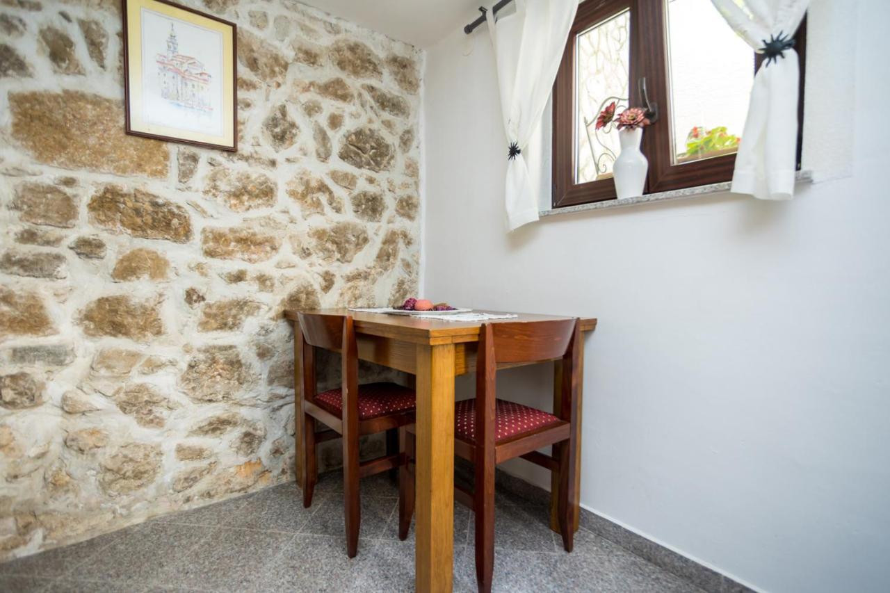 Rustical Nest Krk Old City Кърк Екстериор снимка