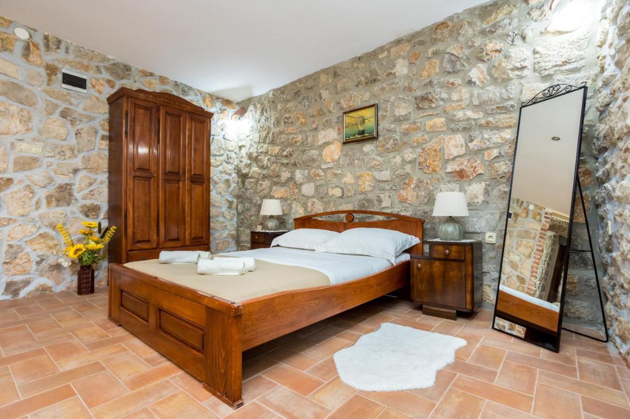 Rustical Nest Krk Old City Кърк Екстериор снимка