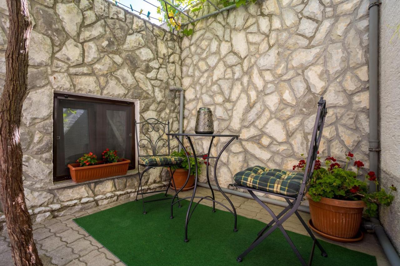 Rustical Nest Krk Old City Кърк Екстериор снимка